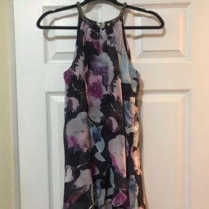 Jessica Simpson floral chiffon with jewel neck